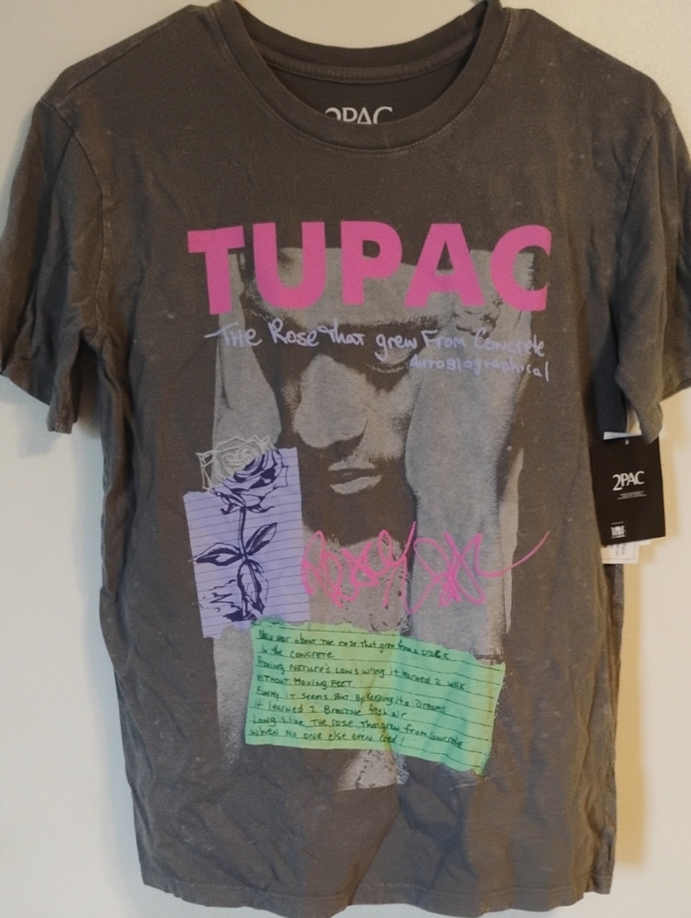 🌹 Tupac Shakur “The Rose That Grew from Concrete” T-Shirt 🌹